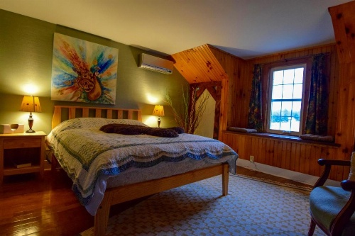 Enfield Manor Bed&Breakfast and Vacation Rental image 19