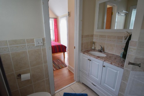 Enfield Manor Bed&Breakfast and Vacation Rental image 8